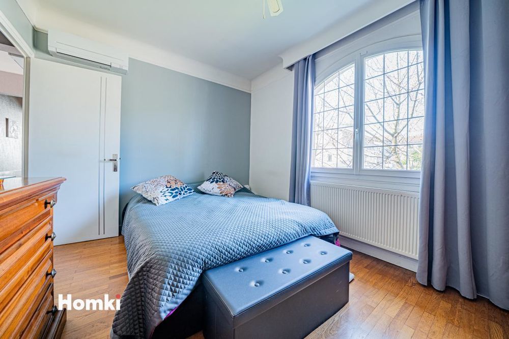 � vendre  Maison Meyzieu (69330)