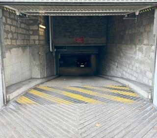 Parking / Garage � vendre 