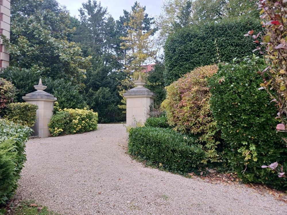 � vendre  Propri�t�/ch�teau Chantilly (60500)