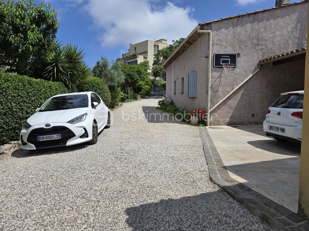 � vendre  Villa Antibes (06600)