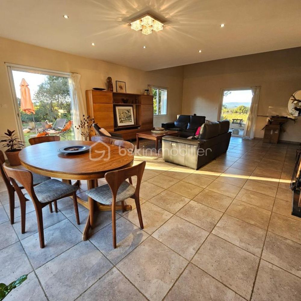 � vendre  Propri�t�/ch�teau La Garde-Freinet (83680)