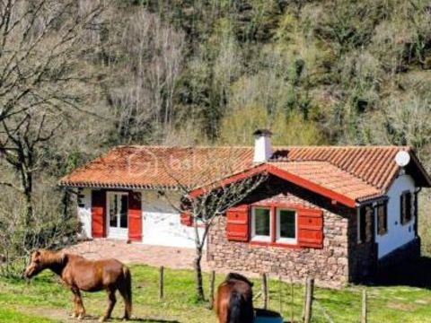   Havre de Paix Absolu face � l'Iparla Maison - 4 pi�ce(s) - 118 m�