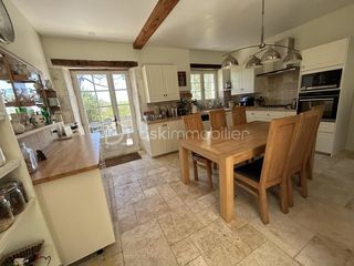  Maison � vendre 7 pi�ces 216 m�