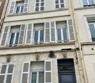  Immeuble � vendre 5 pi�ces 221 m�