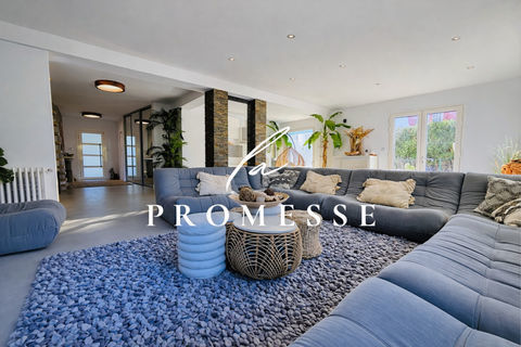  Villa � vendre 9 pi�ces 301 m�