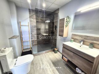  Immeuble � vendre 10 pi�ces 206 m�