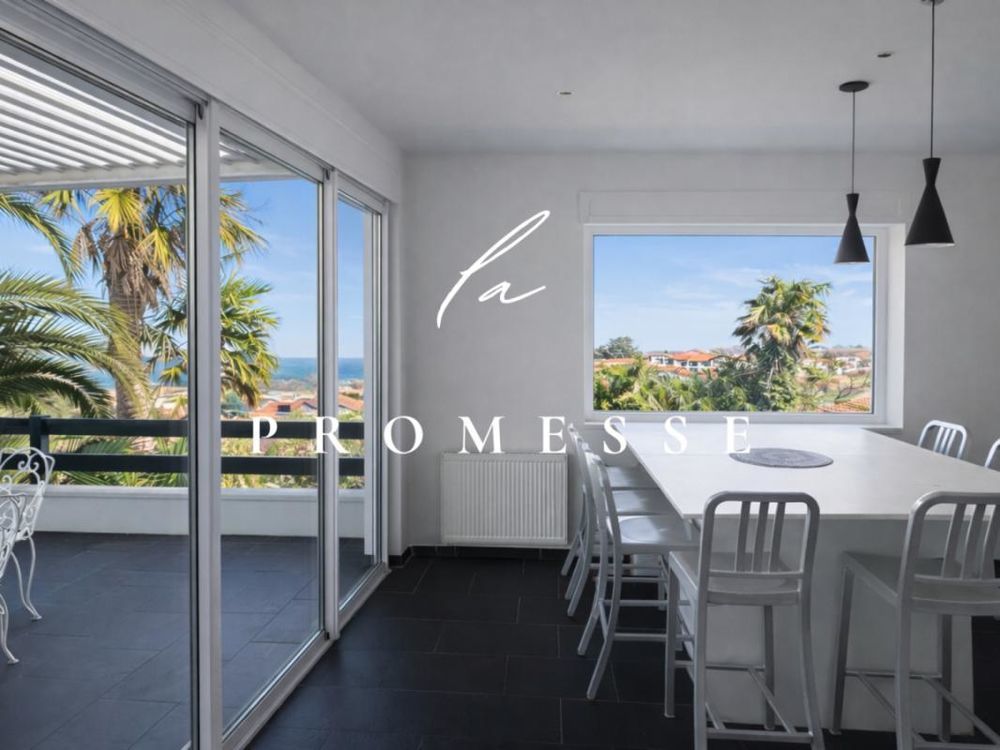 � vendre  Villa Gu�thary (64210)