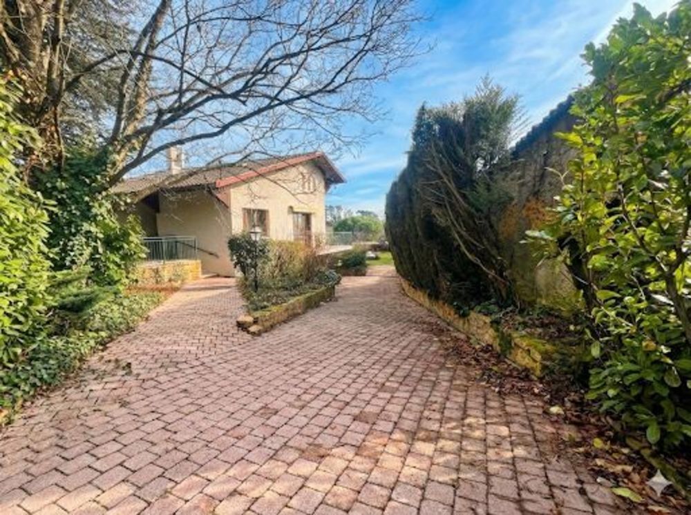 � vendre  Maison Saint-Cyr-au-Mont-d'Or (69450)