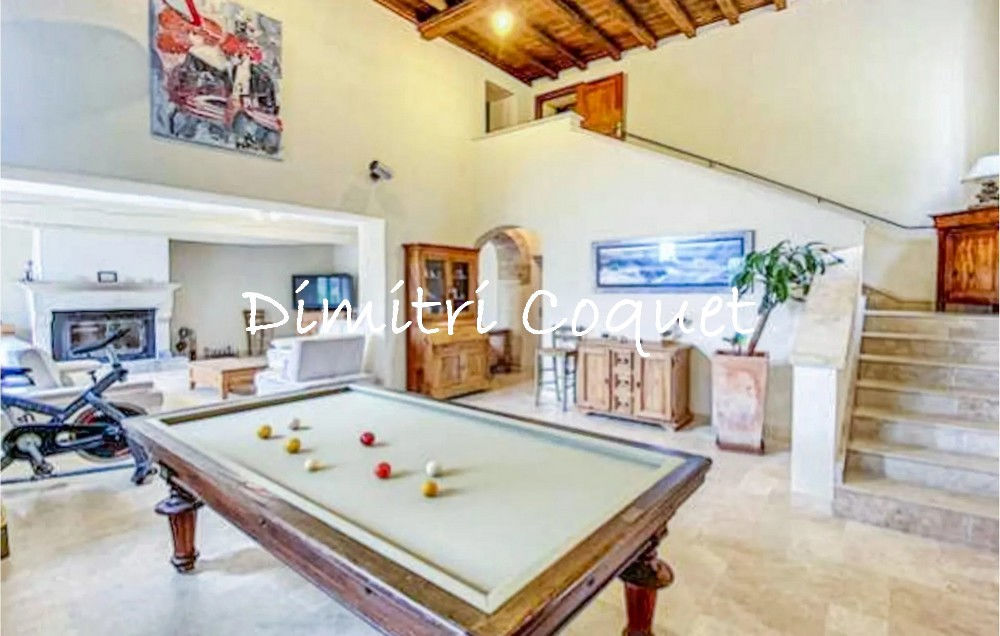 � vendre  Propri�t�/ch�teau P�zenas (34120)