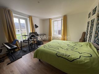  Propri�t�/ch�teau � vendre 7 pi�ces 196 m�