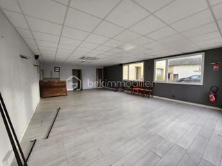  Immeuble � vendre 15 + pi�ces 962 m�