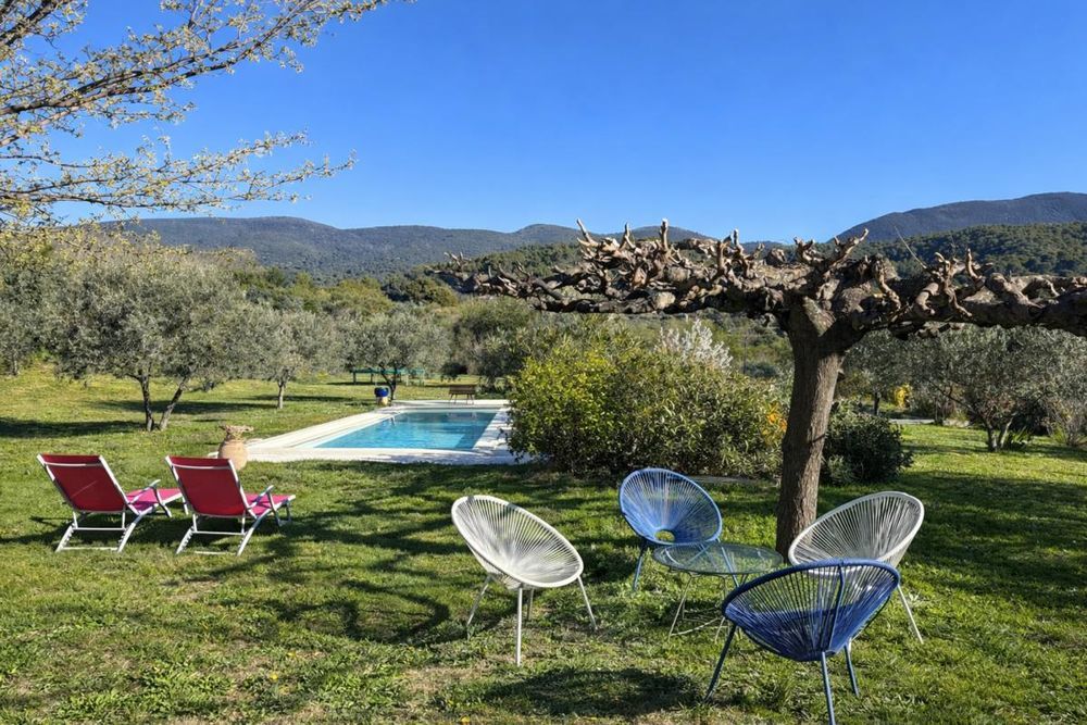 � vendre  Villa Cucuron (84160)