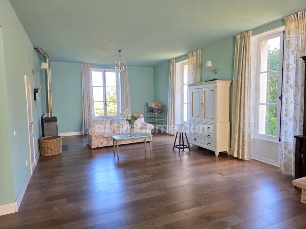 � vendre  Propri�t�/ch�teau Ch�teauneuf-la-For�t (87130)