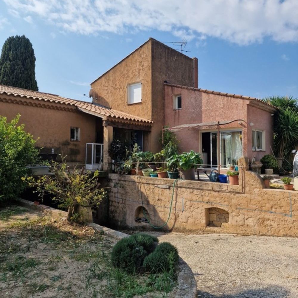 � vendre  Maison Saint-Cyr-sur-Mer (83270)