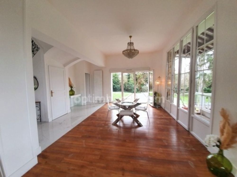 � vendre  Villa Montmorency (95160)