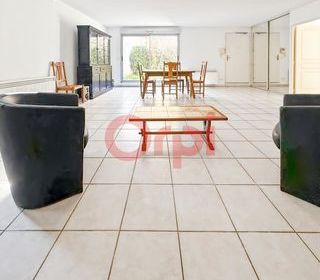  Duplex/triplex � vendre 4 pi�ces 133 m�