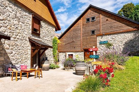   Dpt Haute Savoie (74), � vendre THOLLON-LES-MEMISES MAISON-G�TE P10- TERRAIN 1000m2 Maison - 10 pi�ce(s) - 300 m�