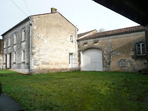   ? SEGONZAC A Vendre, Petit Corps de Ferme, Maison en pierre ? Maison - 5 pi�ce(s) - 122 m�
