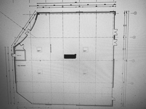 A louer proche de LILLE (59) - B&acirc;timent solo de 812 m2 - Effet d'enseigne - Axe passant 10556 59000 Lille