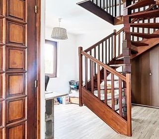  Maison � vendre 5 pi�ces 235 m�