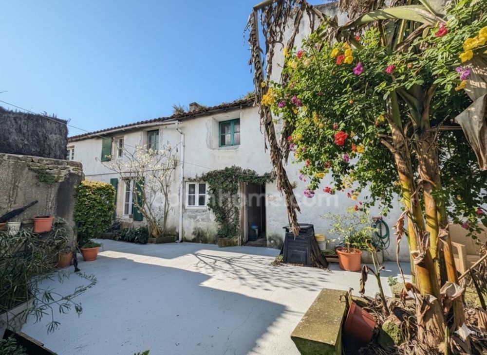 � vendre  Maison Ars-en-R� (17590)