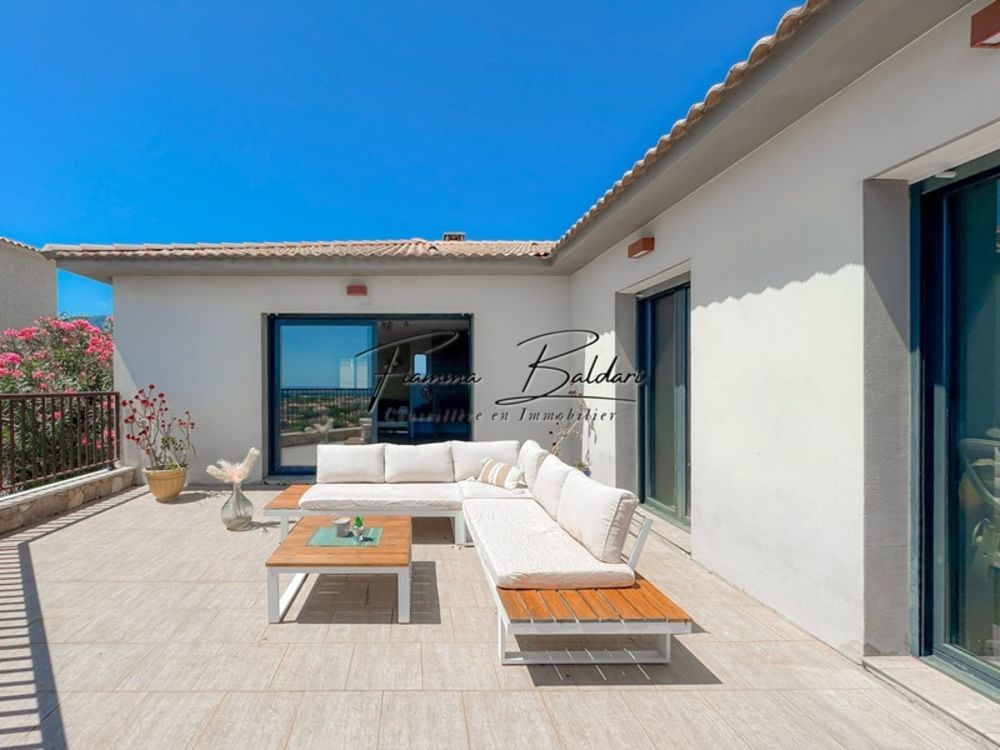 � vendre  Villa Folelli (20213)