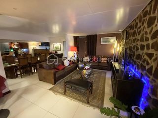  Villa � vendre 5 pi�ces 211 m�