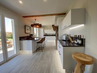  Villa � vendre 8 pi�ces 332 m�