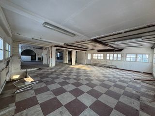  Propri�t�/ch�teau � vendre 15 + pi�ces 550 m�