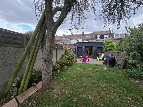   Maison Wattrelos beaux volumes, 3 grandes chambres et jardin 300 m2 Maison - 4 pi�ce(s) - 135 m�