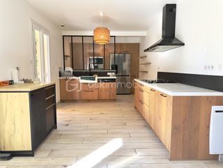  Maison � vendre 8 pi�ces 190 m�