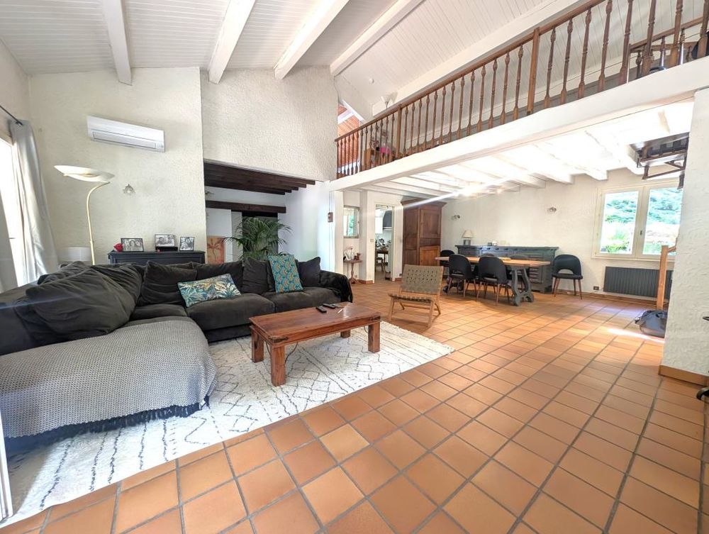 � vendre  Villa Fontanil-Cornillon (38120)