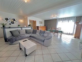  Maison � vendre 8 pi�ces 215 m�