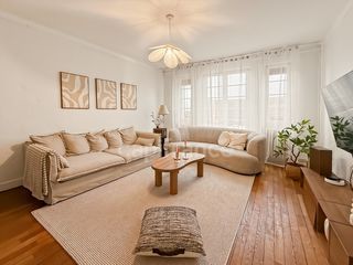  Immeuble � vendre 14 pi�ces 331 m�