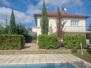  Maison � vendre 6 pi�ces 200 m�