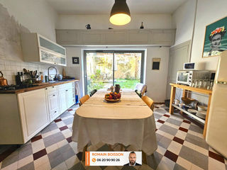  Maison � vendre 7 pi�ces 245 m�