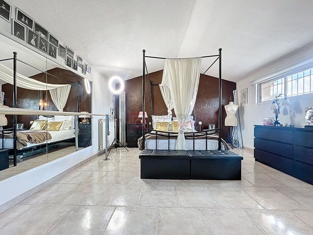 � vendre  Villa Auribeau-sur-Siagne (06810)