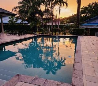  Villa � vendre 4 pi�ces 200 m�