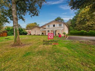  Maison � vendre 8 pi�ces 225 m�