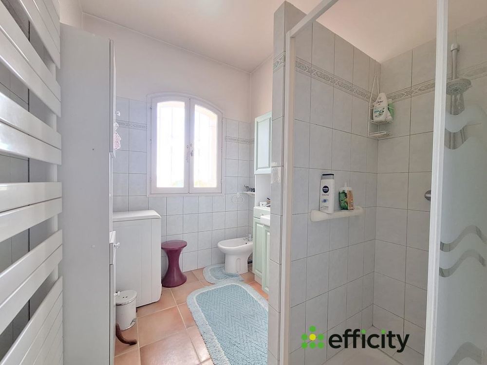 � vendre  Villa Sainte-Tulle (04220)