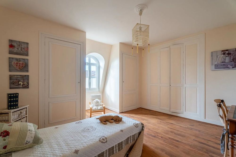 � vendre  Propri�t�/ch�teau Cenon (33150)