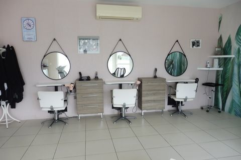 Fonds de commerce SALON de COIFFURE &agrave; vendre ORBIGNY (37) 39000 37460 Orbigny