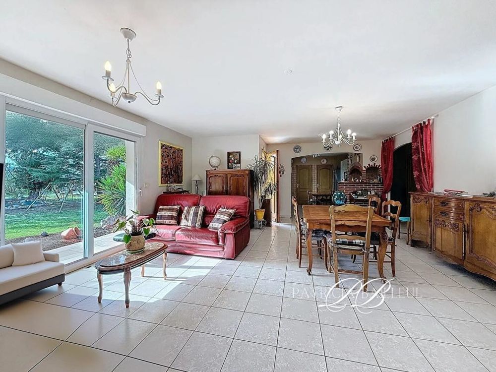 � vendre  Villa Th�za (66200)