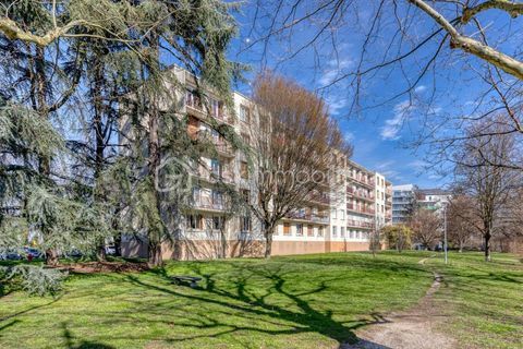   Appartement lumineux avec balcon au c�ur d'Echirolles r�sidentiel Appartement - 4 pi�ce(s) - 66 m�