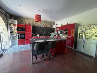  Maison � vendre 11 pi�ces 250 m�