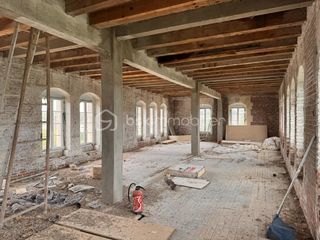  Immeuble � vendre 15 + pi�ces 1594 m�