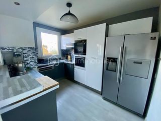  Appartement � vendre 4 pi�ces 77 m�