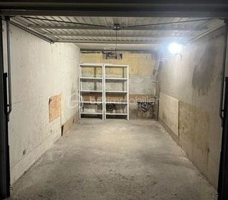  Parking / Garage � vendre 12 m�