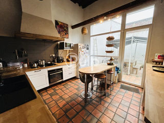  Maison � vendre 7 pi�ces 216 m�