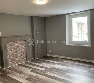  Immeuble � vendre 10 pi�ces 155 m�